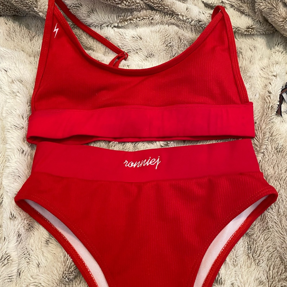 Super cute Kini